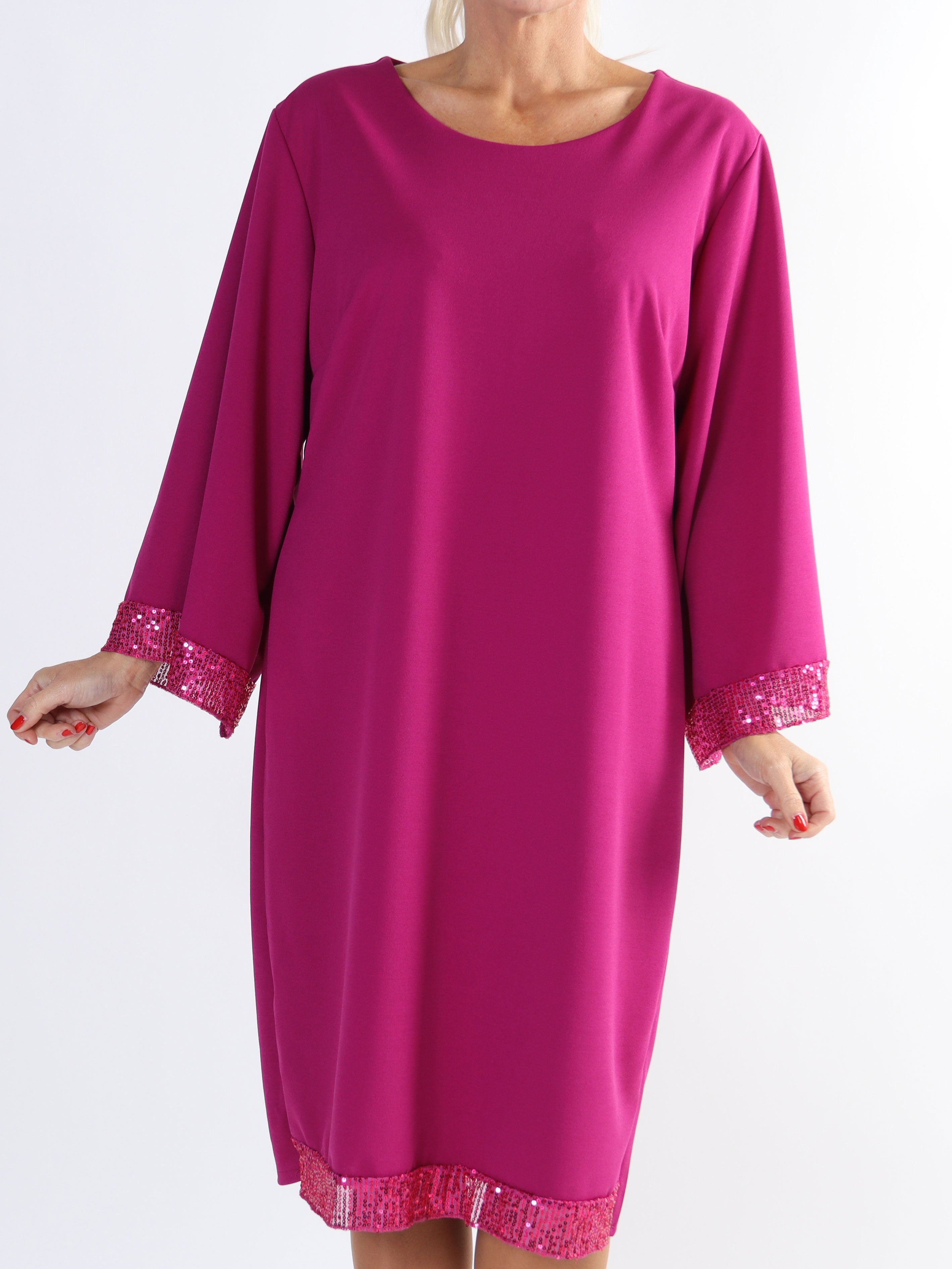 Lanza - Fin plus size kjole detaljeret med paillet kanter